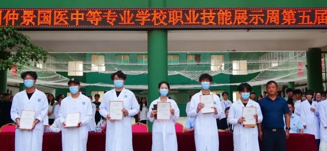 e8c6d4b89794f8f72a7a04511fbfbd0.jpg e8c6d4b89794f8f72a7a04511fbfbd0.jpg