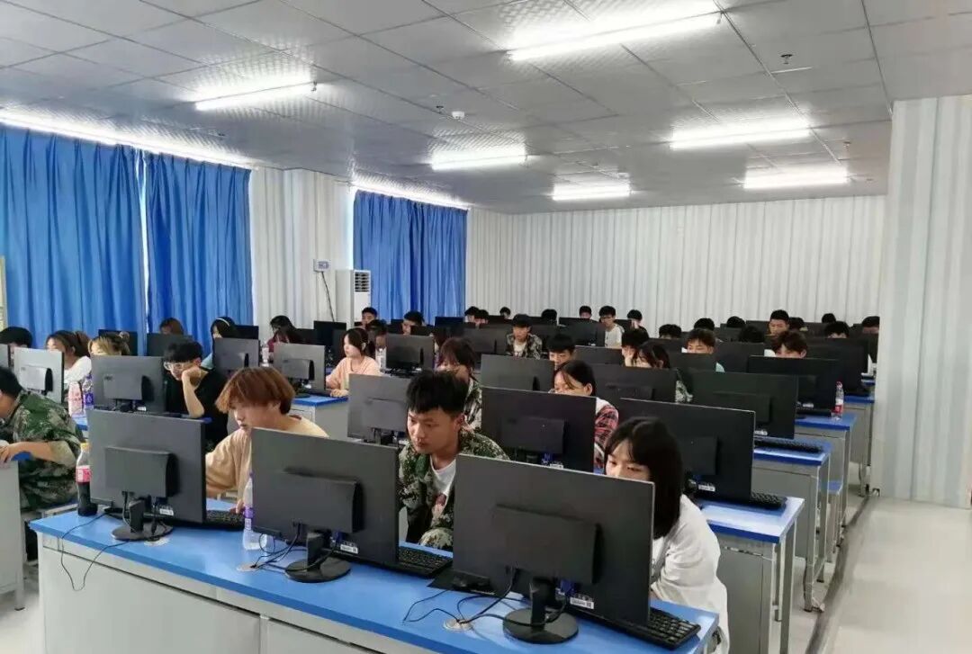 6525fc7b4e416edd1cb1a1450e3d9fb9.jpg 6525fc7b4e416edd1cb1a1450e3d9fb9.jpg