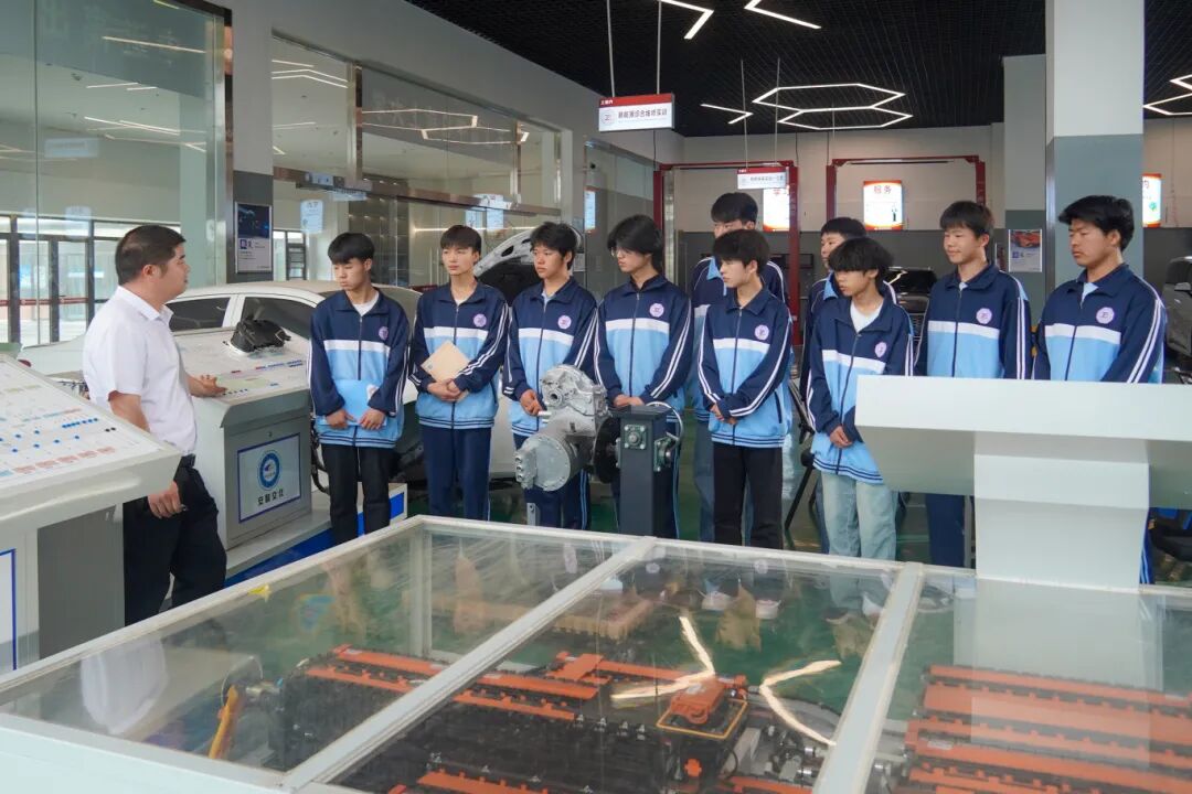 e13b46b0efbc059fb15fcf668ffc148b.jpg e13b46b0efbc059fb15fcf668ffc148b.jpg